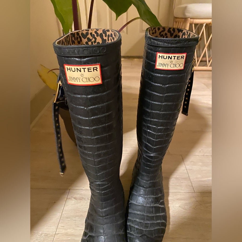Jimmy CHOO x Hunter rain boots size 6 so cute!